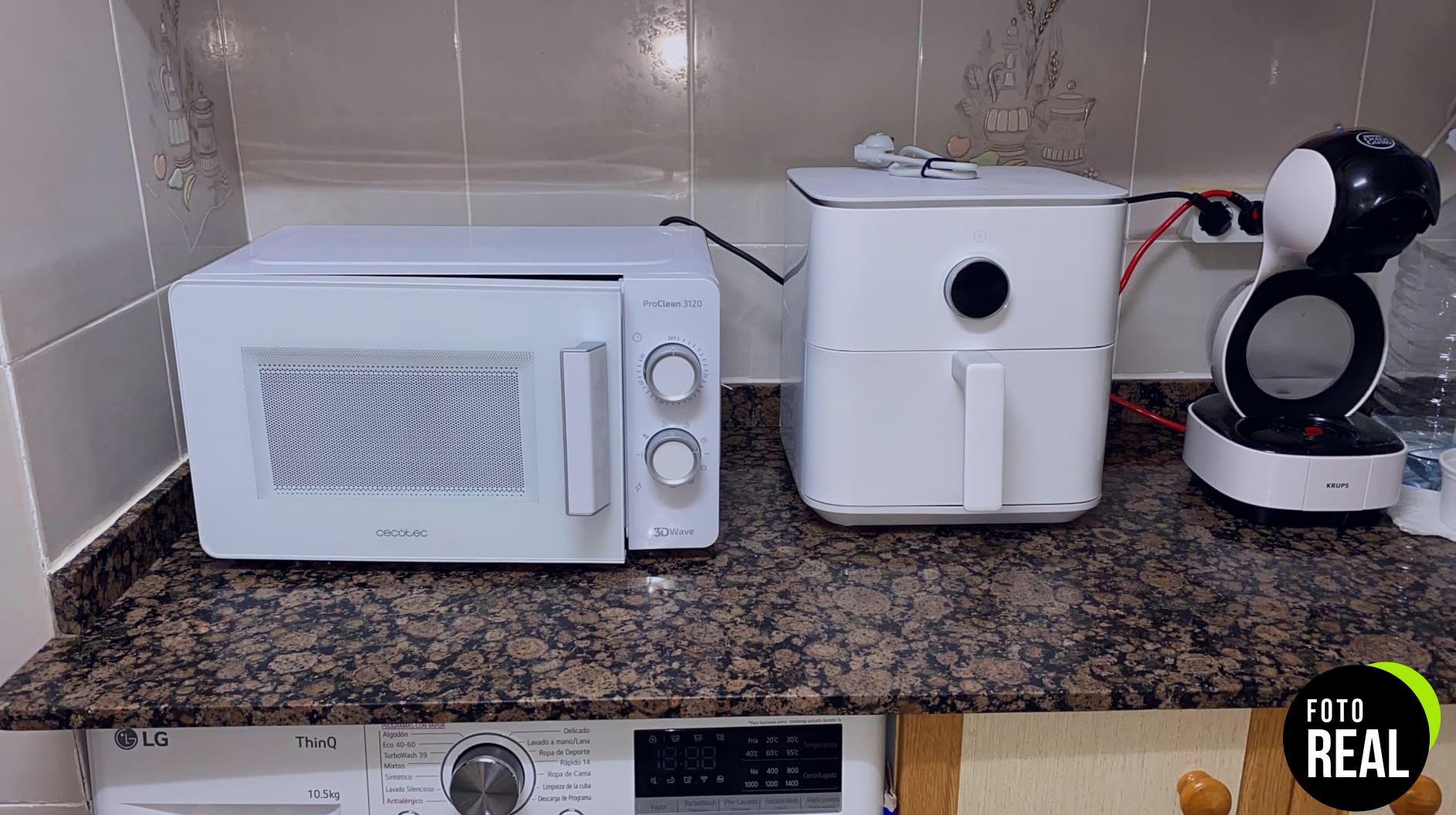 cecotec-microondas-3020-limpio-blanco-foto-1
