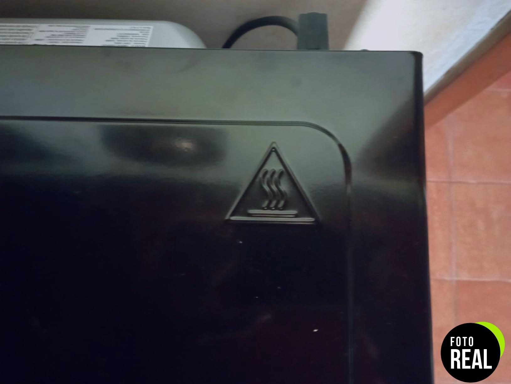 microondas-hyundai-28litros-conveccion-negro-foto-1