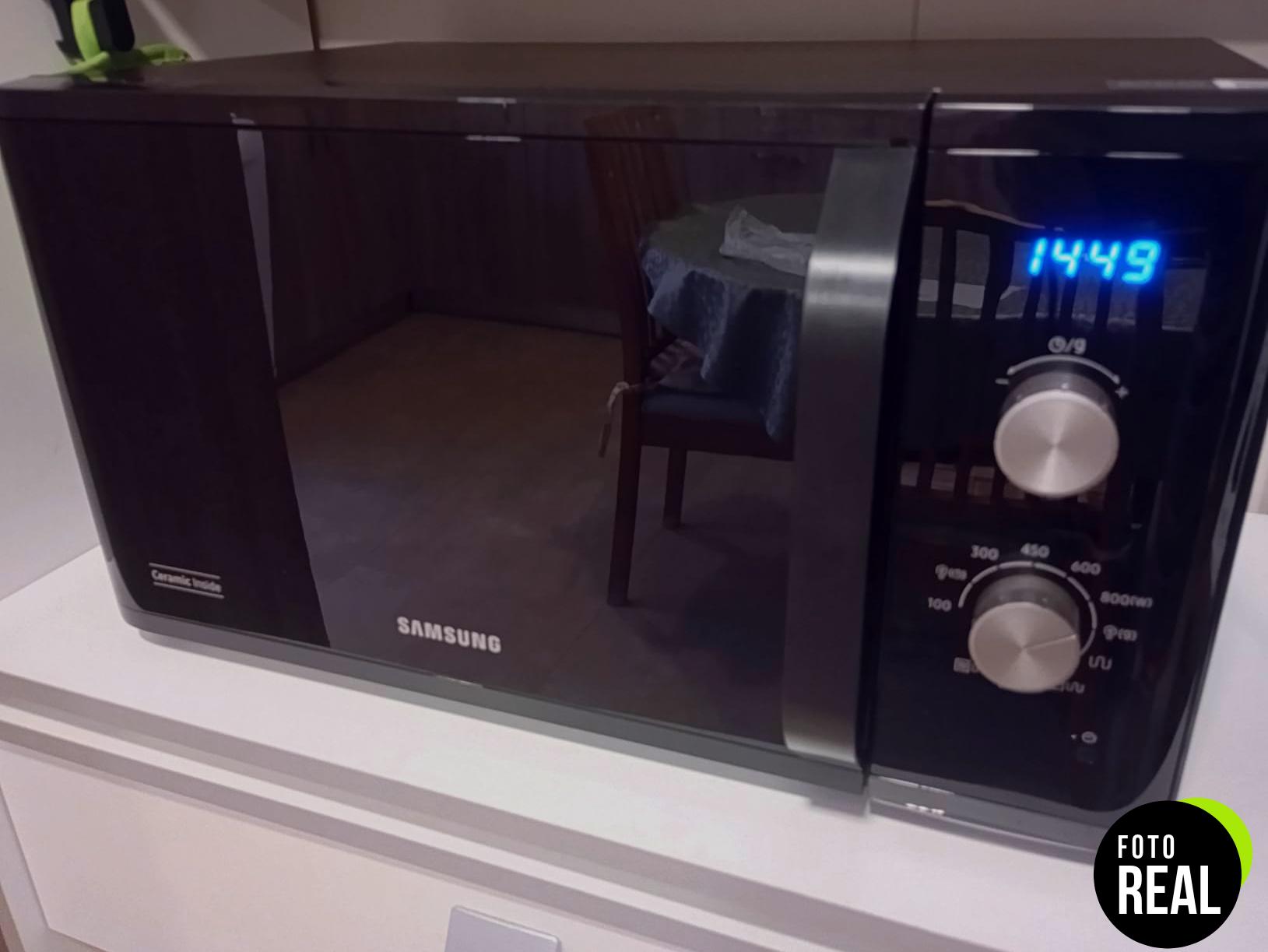 microondas-samsung-grill-23l-mg23k3614ak-foto-3
